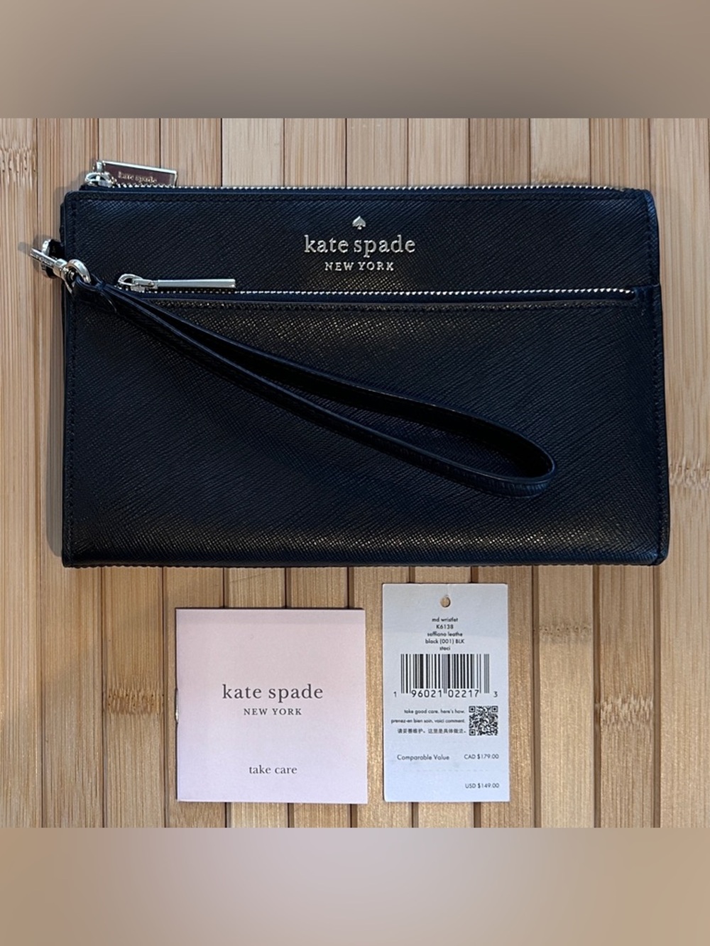 Kate Spade ♠️ Staci Medium Wristlet